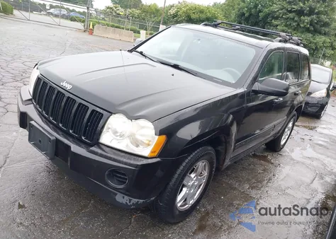 2005 Jeep Grand Cherokee Laredo z USA, uszkodzony, nr VIN 1J8GR48K55C601842